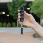 Gas pimienta SABRE RED con llavero de liberación rápida - Imagen 3